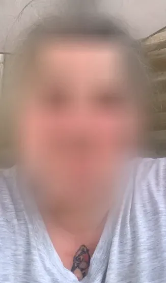 Abril, 36 años