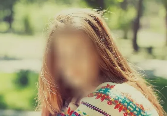 Ana, 27 años
