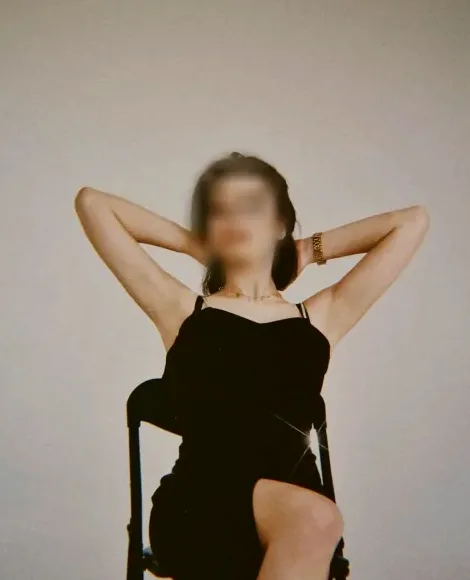 Elena, 27 años