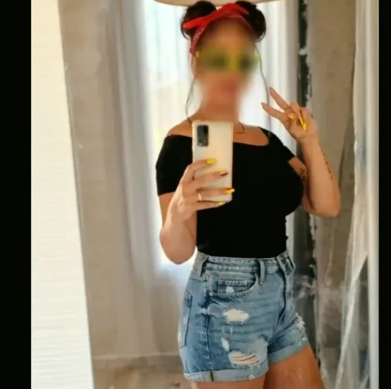 Yasmina, 37 años